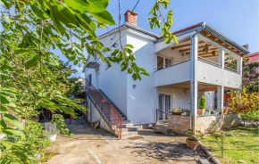 2 Bedroom Gorgeous Apartment In Pula